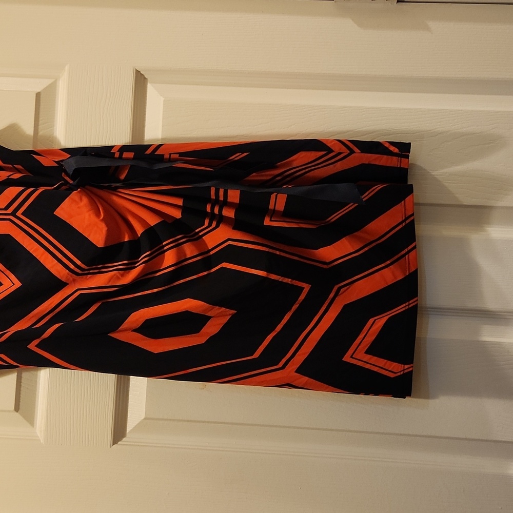 Dress - Picture 3 of 4